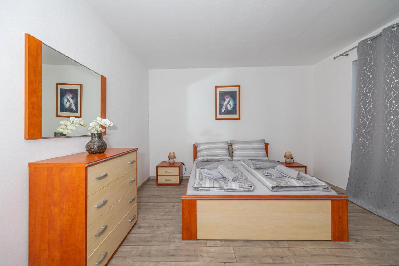 Apartments Lacic 2 ツリクヴェニツァ エクステリア 写真